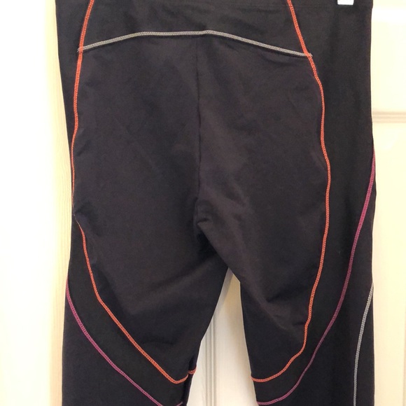 Track & Field Classic High waist, Color block stitched on black stretch joggers - Picture 4 of 7